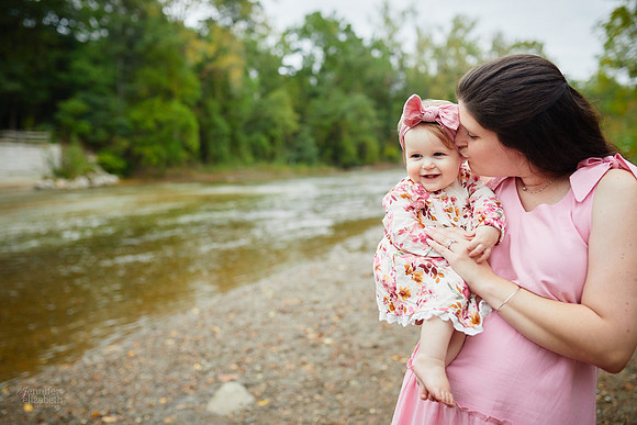 The R/G Family: Portrait Session at Chagrin River Park in Willoughby