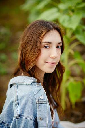 Ella: Senior Session at Maria’s Field of Hope in Avon
