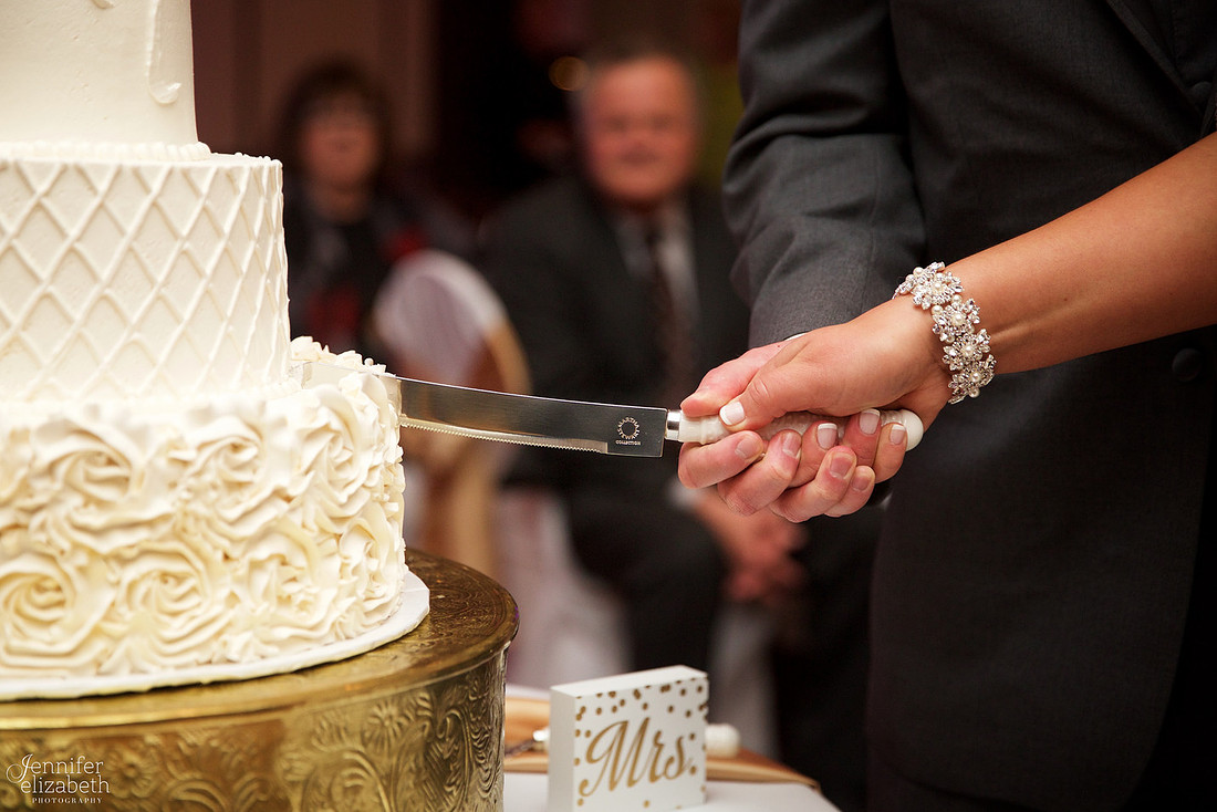 Amanda & Mike: Cleveland, Ohio Wedding