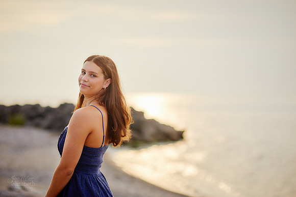 Nina: Senior Session at Kenneth J Sims Park Beach in Euclid