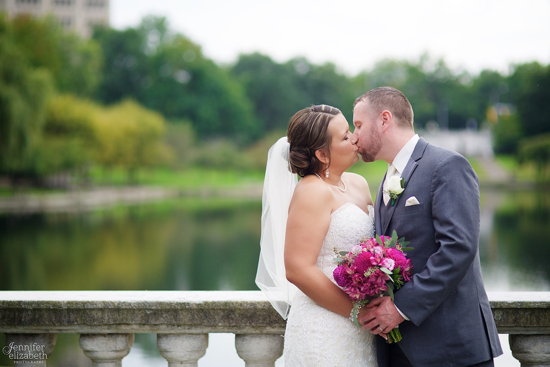 Amanda & Mike: Cleveland, Ohio Wedding