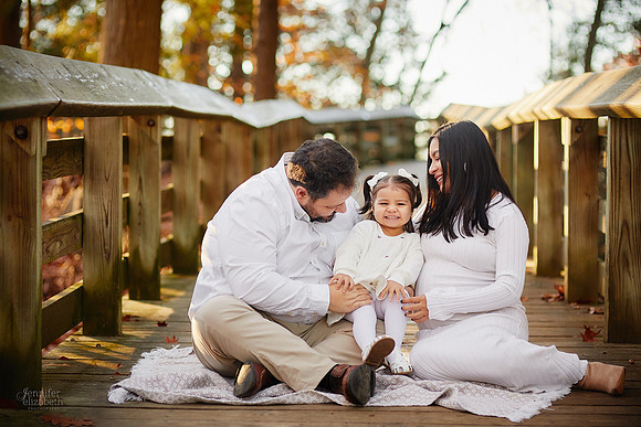 Kate: Maternity and Family Session at Brandywine Falls