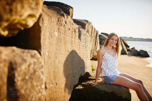 Caroline: Senior Session at Edgewater Park