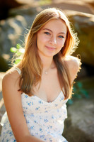 Caroline: Senior Session at Edgewater Park