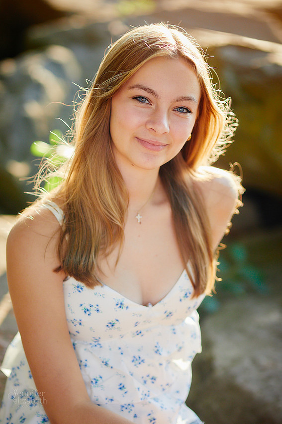 Caroline: Senior Session at Edgewater Park