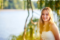 Caroline: Senior Session at Edgewater Park