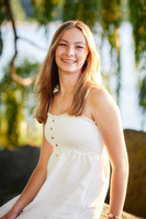 Caroline: Senior Session at Edgewater Park