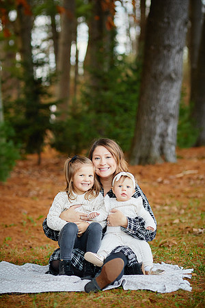 The B Family: Portrait Session at Sugar Pines Farm in Chesterland