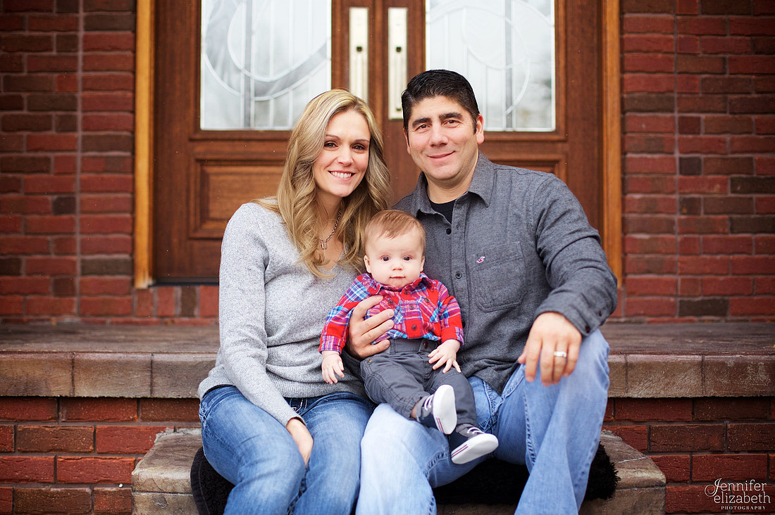 The V Family: Christmas Session in North Royalton, Ohio