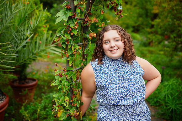 Abby: Senior Session at Inniswood Metro Gardens in Westerville