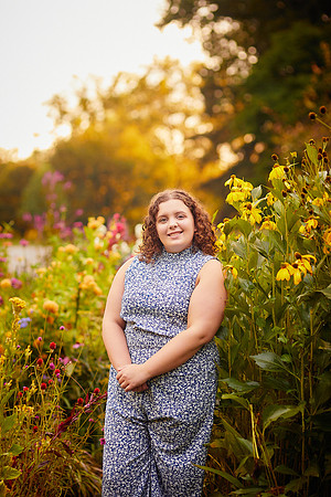 Abby: Senior Session at Inniswood Metro Gardens in Westerville
