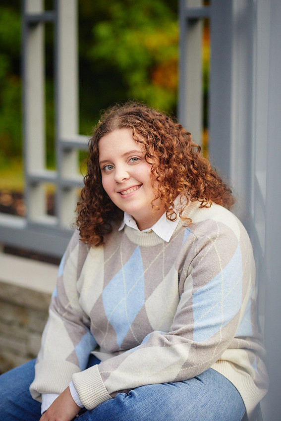 Abby: Senior Session at Inniswood Metro Gardens in Westerville