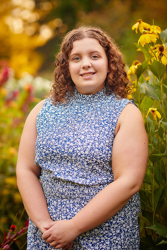 Abby: Senior Session at Inniswood Metro Gardens in Westerville