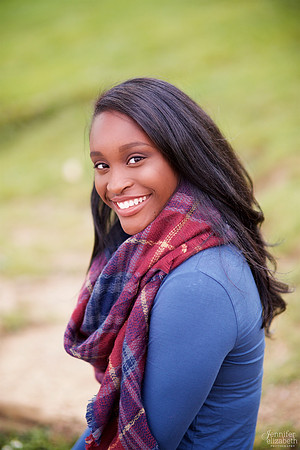 Kiara: Senior Portrait Session in Worthington, Ohio