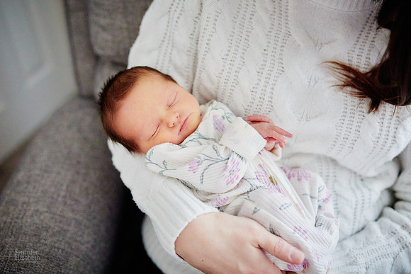 Baby Betty: Lifestyle Newborn Session in North Royalton
