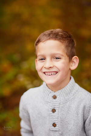 The T Family: Portrait Session at Horseshoe Lake Park in Shaker Heights