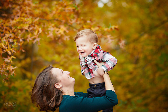 The T Family: Portrait Session at Horseshoe Lake Park in Shaker Heights