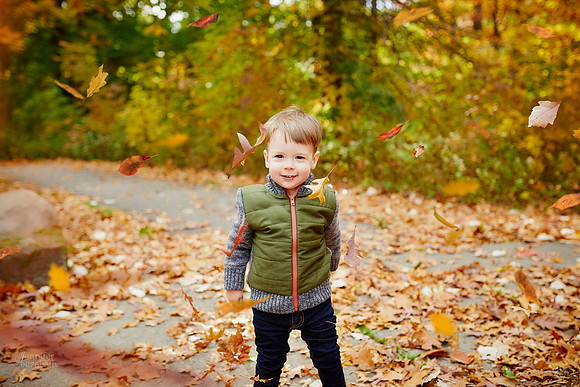 The M Family: Portrait Session at Horseshoe Lake Park in Shaker Heights