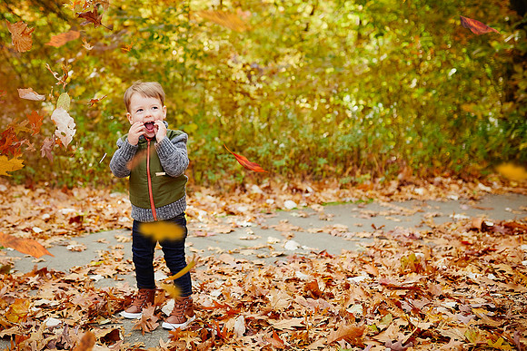 The M Family: Portrait Session at Horseshoe Lake Park in Shaker Heights