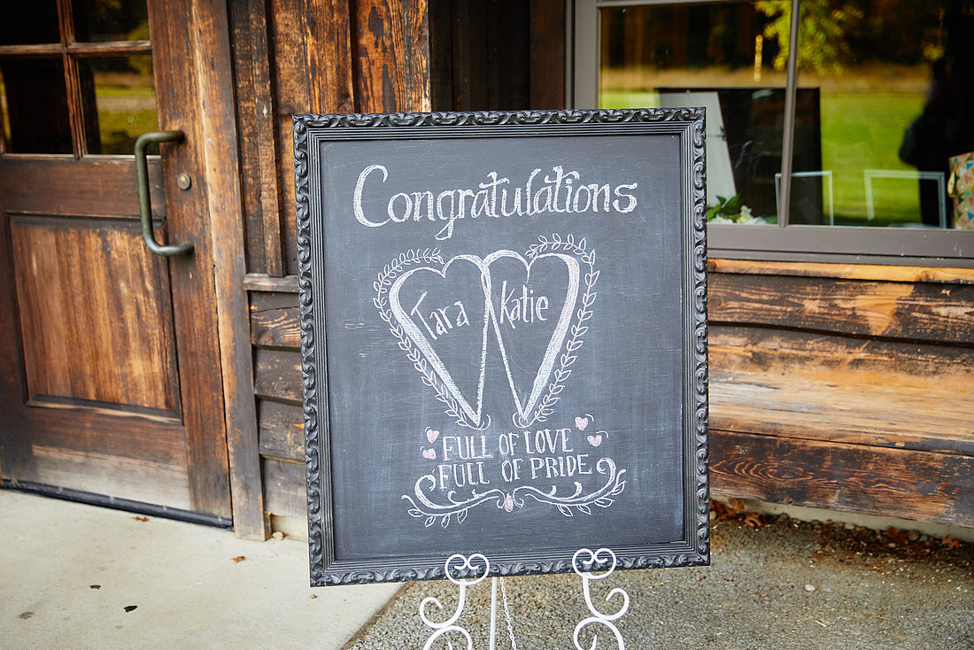 Katie & Tara: Wedding Reception at River Grove Chestnut Shelter in the North Chagrin Reservation