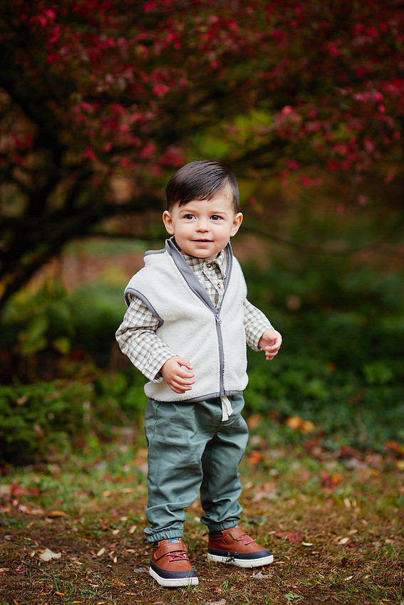 The M Family: Backyard Portrait Session in Willoughby Hills