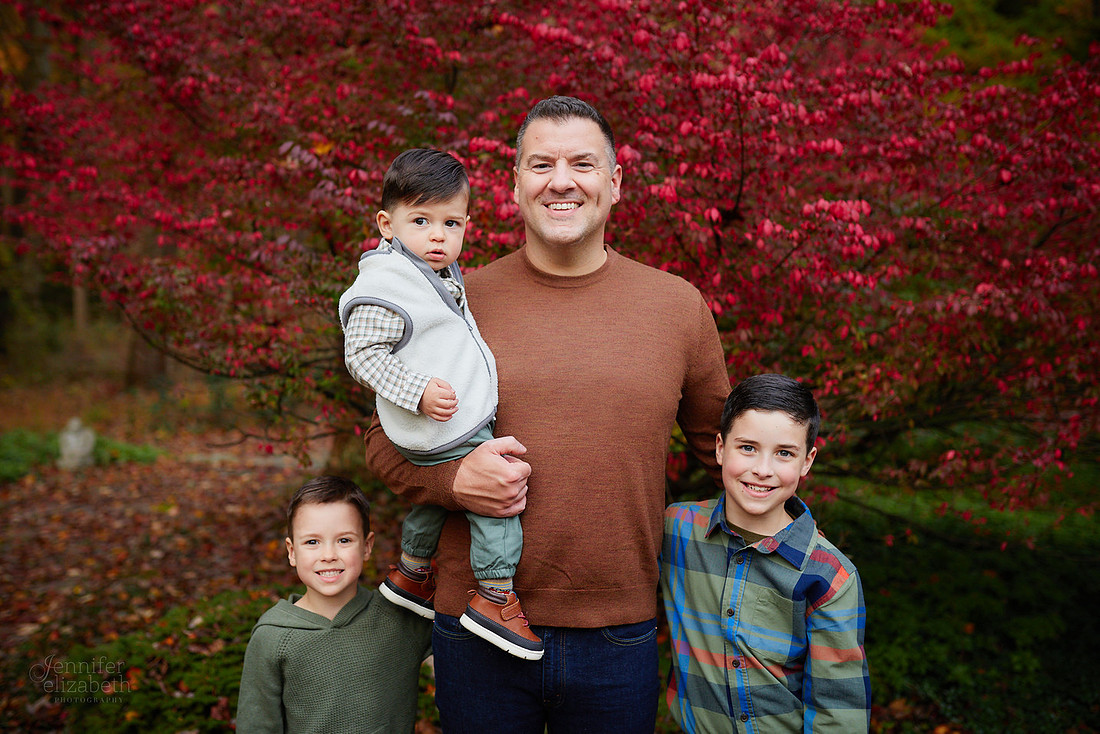 The M Family: Backyard Portrait Session in Willoughby Hills