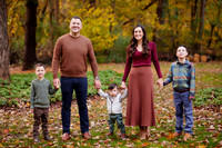 The M Family: Backyard Portrait Session in Willoughby Hills