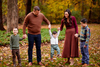 The M Family: Backyard Portrait Session in Willoughby Hills