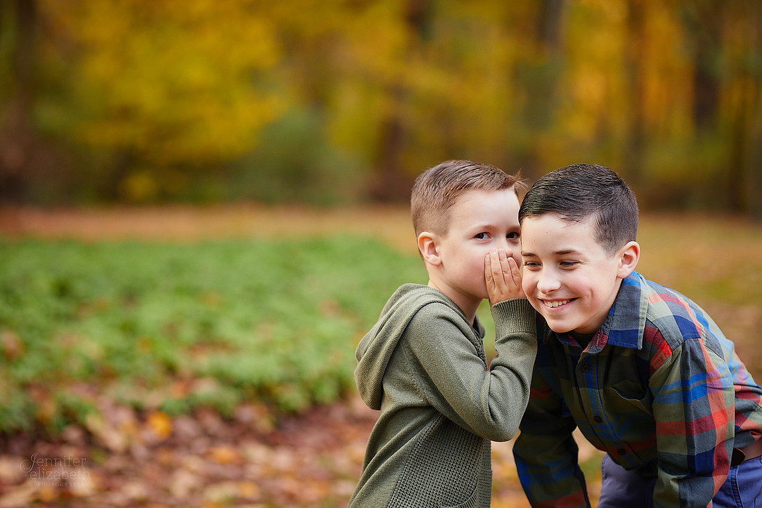 The M Family: Backyard Portrait Session in Willoughby Hills