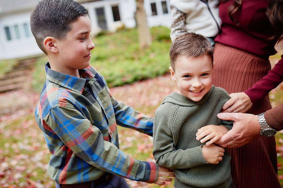 The M Family: Backyard Portrait Session in Willoughby Hills