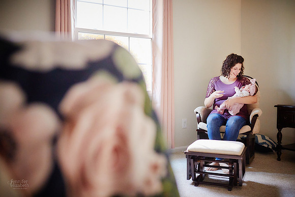 Baby Corinne: Lifestyle Newborn Family Session in Solon