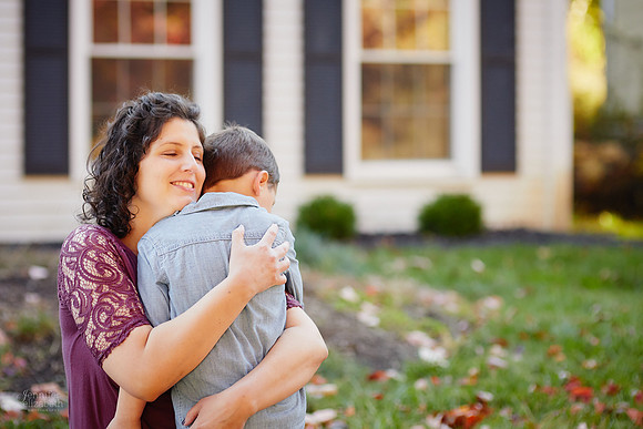Baby Corinne: Lifestyle Newborn Family Session in Solon