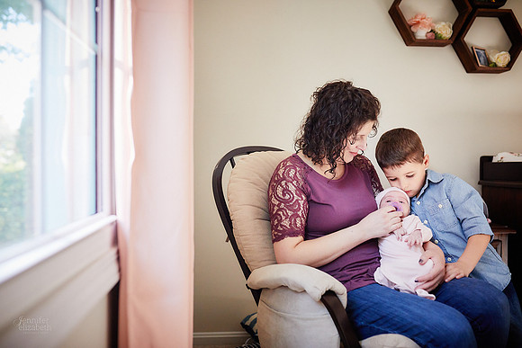 Baby Corinne: Lifestyle Newborn Family Session in Solon