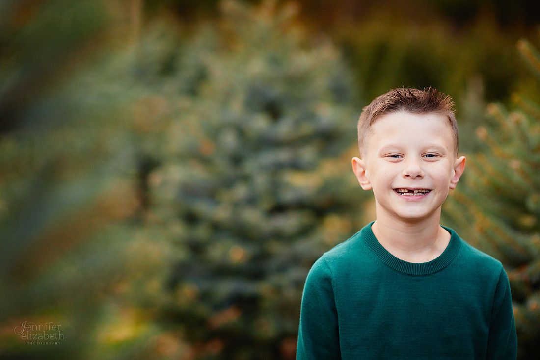 Holiday Mini Sessions at Sugar Pines Farm in Chesterland