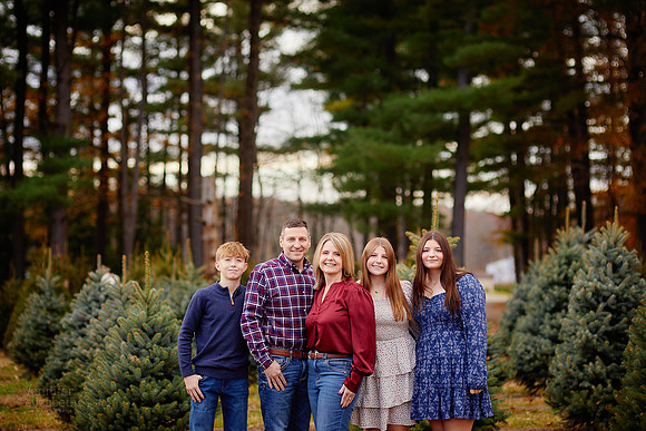 Holiday Mini Sessions at Sugar Pines Farm in Chesterland