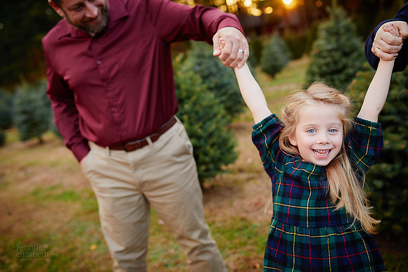 Holiday Mini Sessions at Sugar Pines Farm in Chesterland