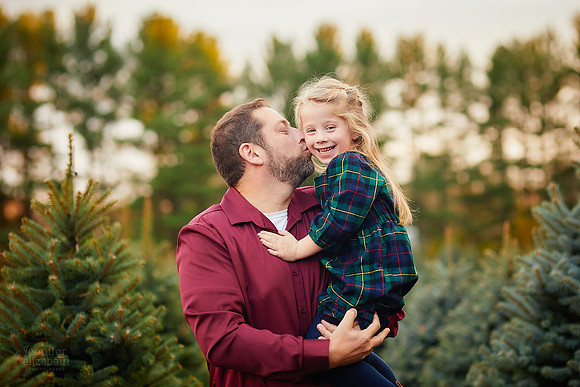 Holiday Mini Sessions at Sugar Pines Farm in Chesterland