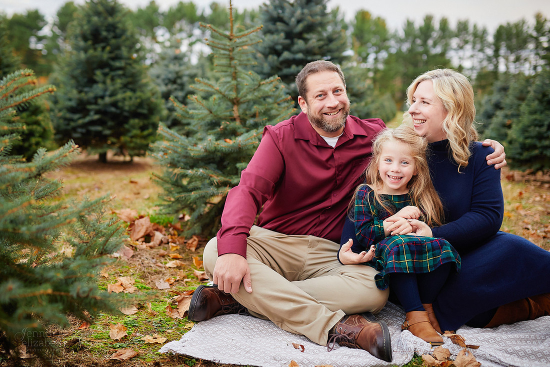 Holiday Mini Sessions at Sugar Pines Farm in Chesterland