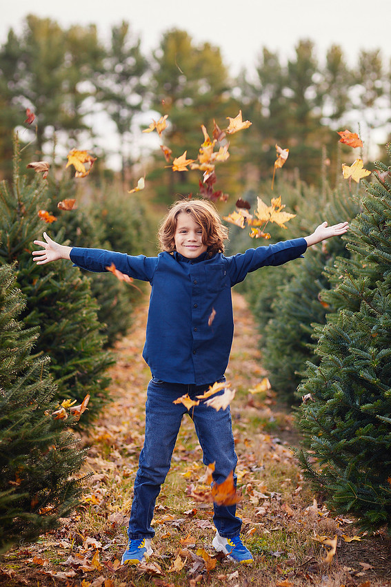 Holiday Mini Sessions at Sugar Pines Farm in Chesterland