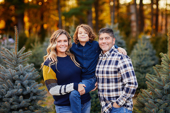 Holiday Mini Sessions at Sugar Pines Farm in Chesterland