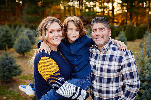 Holiday Mini Sessions at Sugar Pines Farm in Chesterland