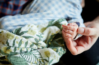Baby Henry: Lifestyle Newborn Session in Brecksville