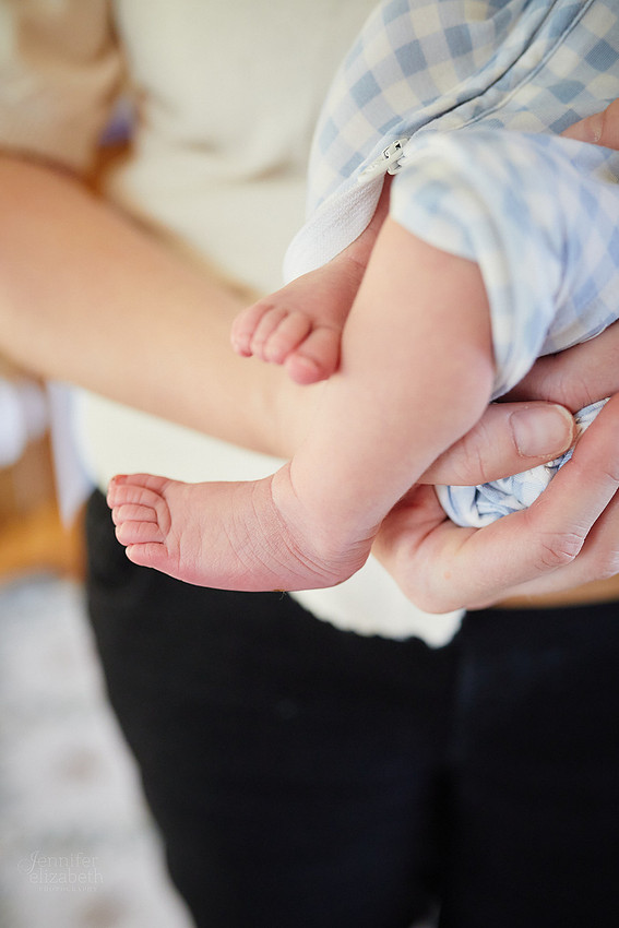 Baby Henry: Lifestyle Newborn Session in Brecksville