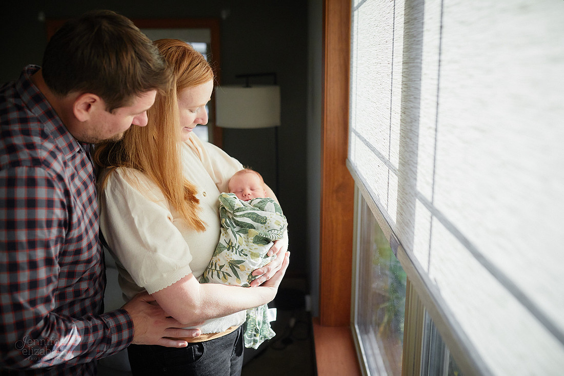 Baby Henry: Lifestyle Newborn Session in Brecksville