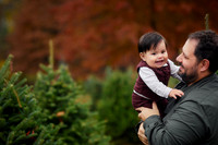 The M Family: Holiday Portrait Session at Rauh Christmas Tree Farm in Stow