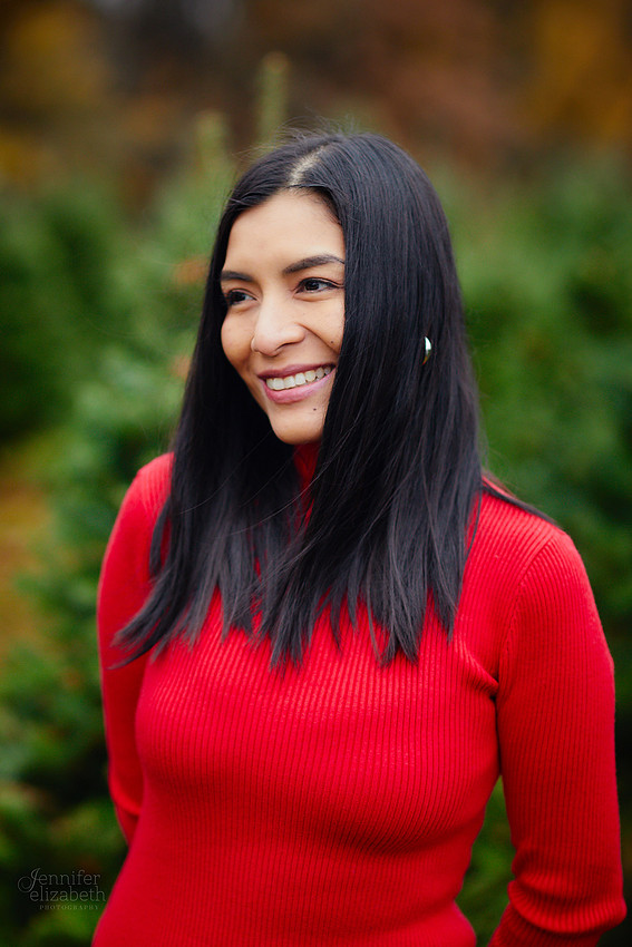 The M Family: Holiday Portrait Session at Rauh Christmas Tree Farm in Stow