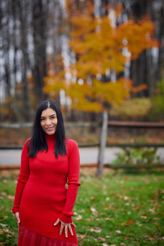 The M Family: Holiday Portrait Session at Rauh Christmas Tree Farm in Stow