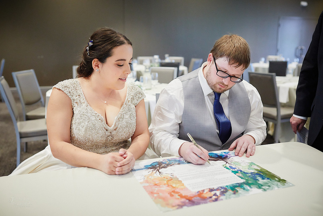 Maia & Ben: Wedding at Gleneagles Golf Club & Events in Twinsburg