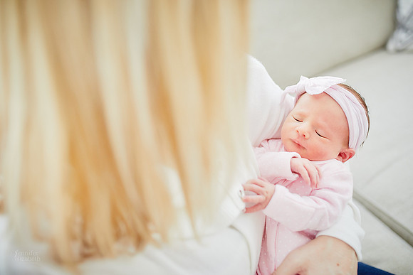 Baby Margeaux: Lifestyle Newborn Session in Chagrin Falls