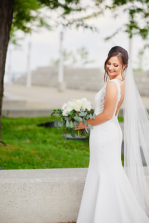 Stephanie & Tom: Wedding at Lago Custom Events at Aloft Cleveland Downtown